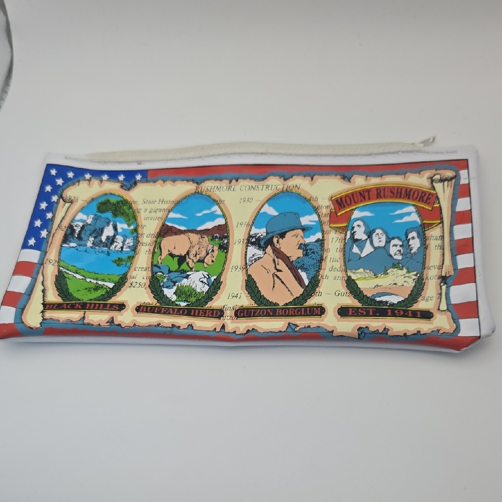 Mount Rushmore Souvenir Zipper Pouch | Black Hills South Dakota | Travel Bag